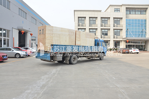 一臺(tái)120KW、一臺(tái)80KW東風(fēng)康明斯配斯坦福靜音發(fā)電機(jī)組發(fā)北京