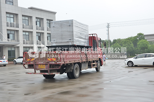 一臺500KW斯太爾移動拖車發(fā)廣東